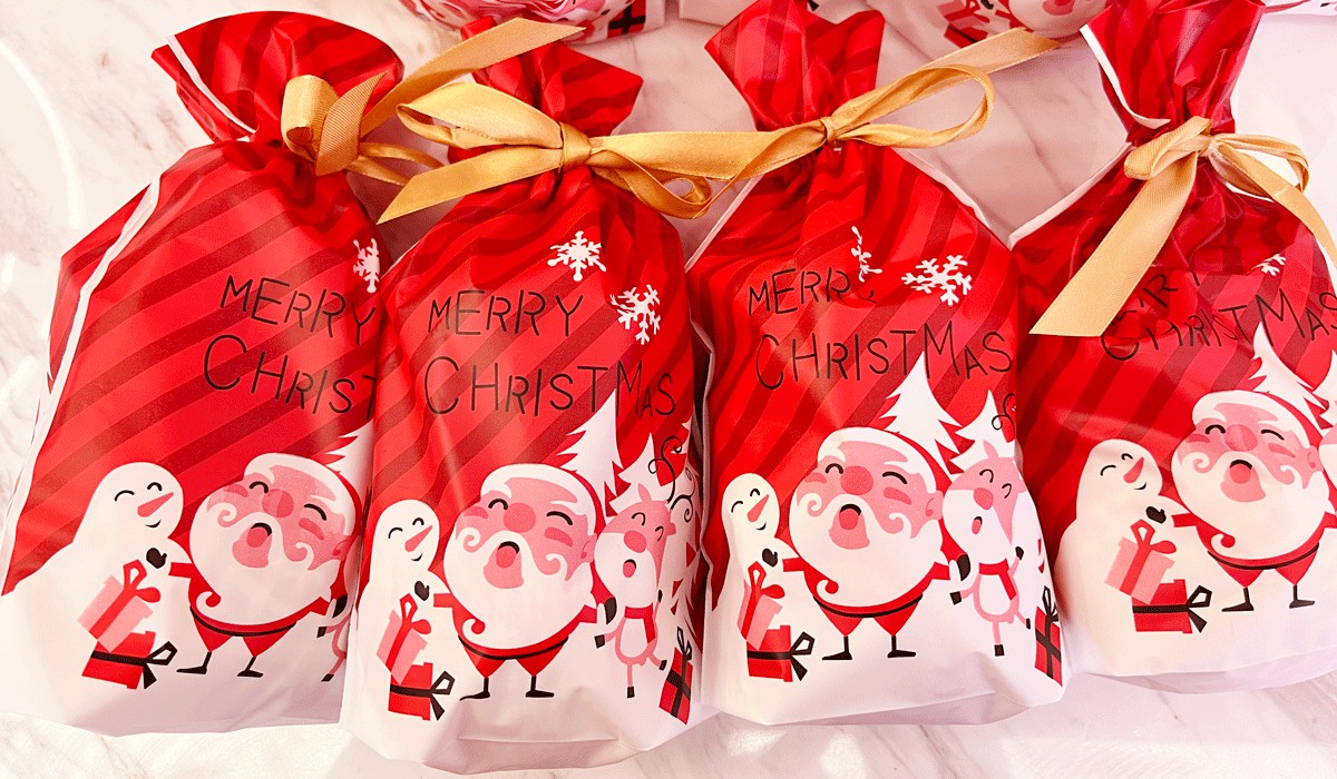 Zhenyi shares | to ping an to Christmas and send you an apple, two orange, keep you in peace