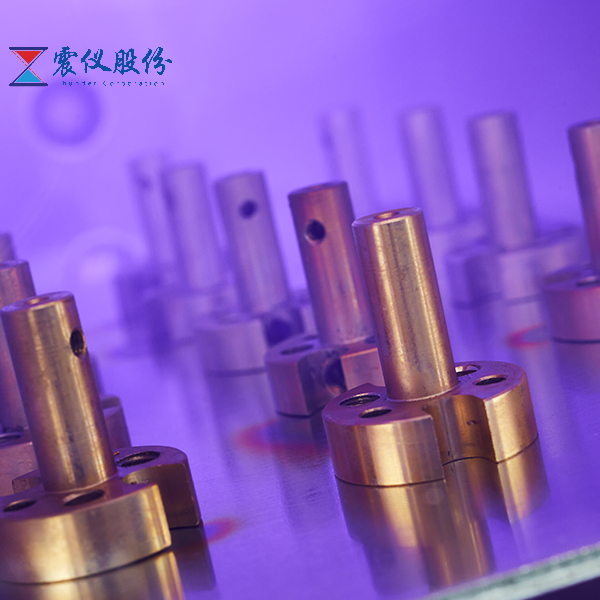 henniker-plasma-treatment-surface-cleaning-glass-metals-ceramics.png