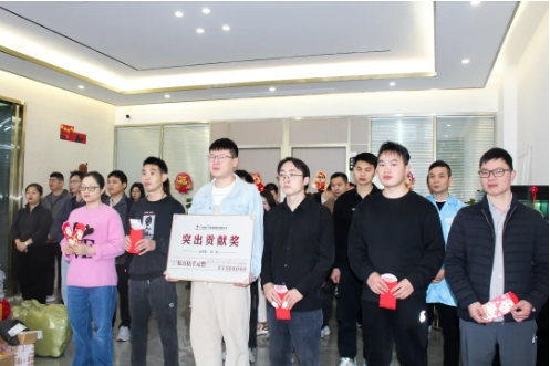 表彰會議 | 星光不負趕路人——致敬平凡中的非凡