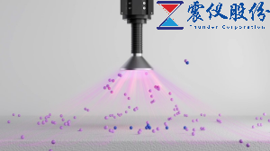 What are the significant features and advantages of online vacuum plasma cleaning machines
