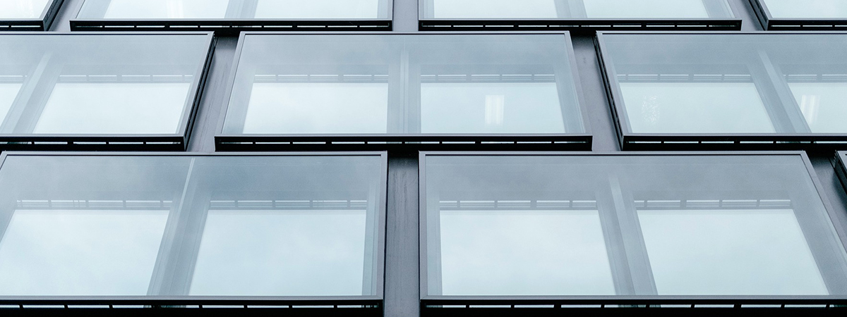 How should a company choose a plasma surface treatment machine that suits it?